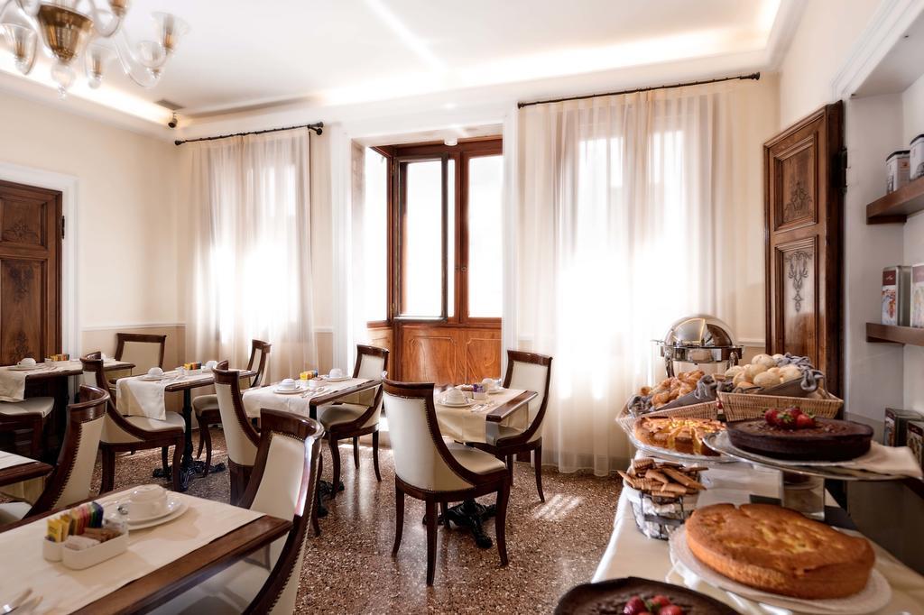 Dell'opera 3* Venecia
