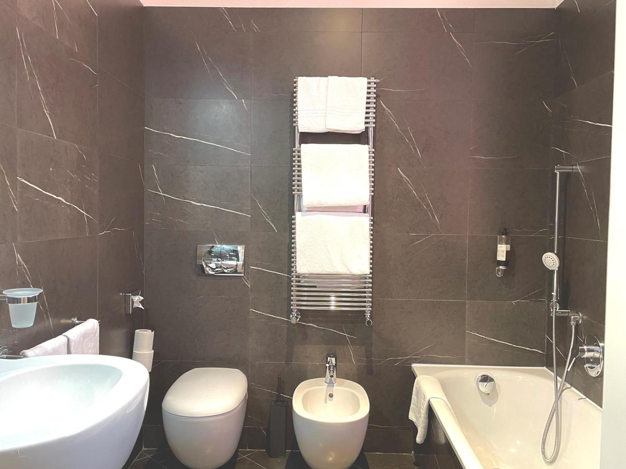 Dell'opera Hotel Venecia