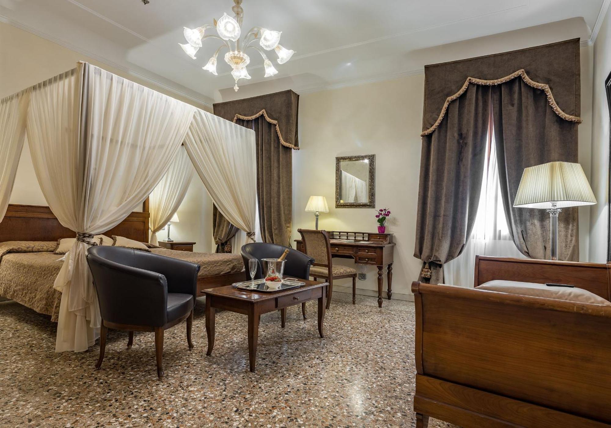 Dell'opera 3* Venecia