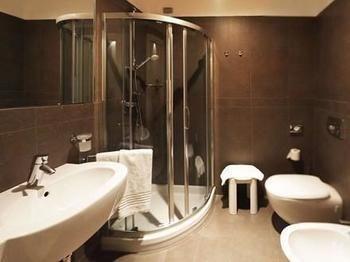 Dell'opera Hotel Venecia
