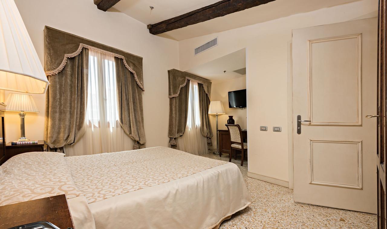 Dell'opera Venecia